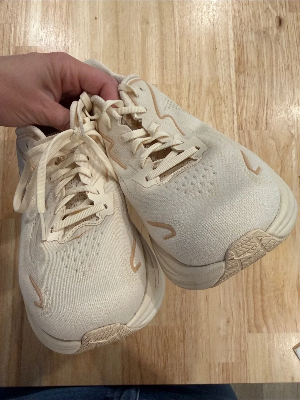 Women's HOKA Clifton 10 Running Shoes - Picture 10 of 10